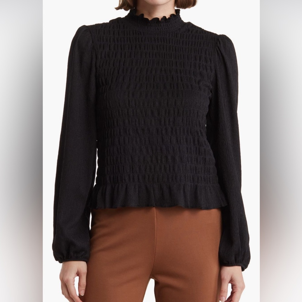 Sanctuary Black Smocked Blouse. Size: XL